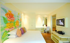 Hip Bangkok Hotel 3*